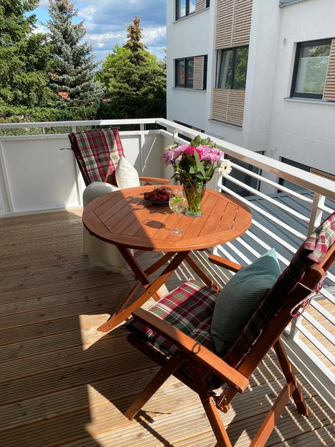 Modernes Apartment Am Hafen Mit Seeblick Grossraeschen Exterior photo